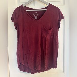 American Eagle Soft & Sexy Burgundy V-Neck Pocket Tee Shirt Size Small